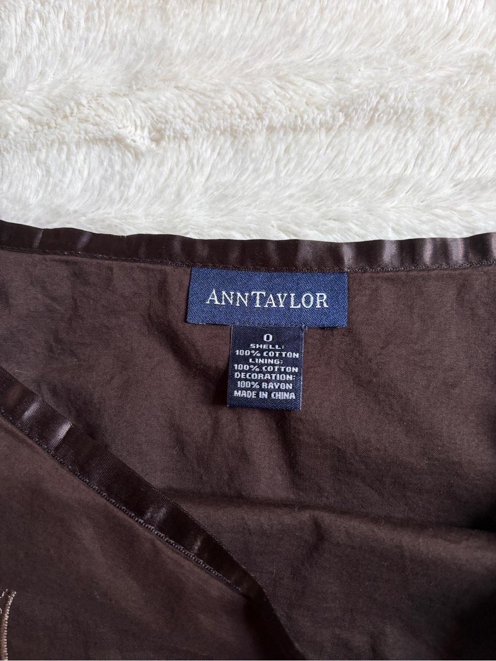 Ann Taylor Cotton Midi Skirt Size 0 Brown Floral Embroidered | Earthy Boho Fairy - Picture 2 of 9